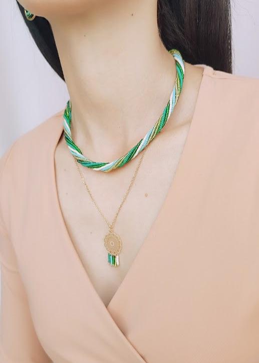 COLLAR ENTORCHADO