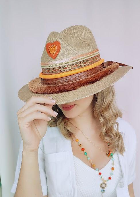 SOMBRERO ORANGE CORAZÓN