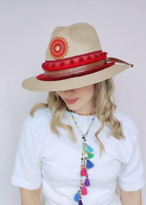 SOMBRERO ROJO PEGOUTE
